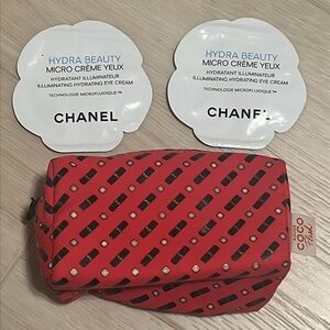 CHANEL :: POUCH